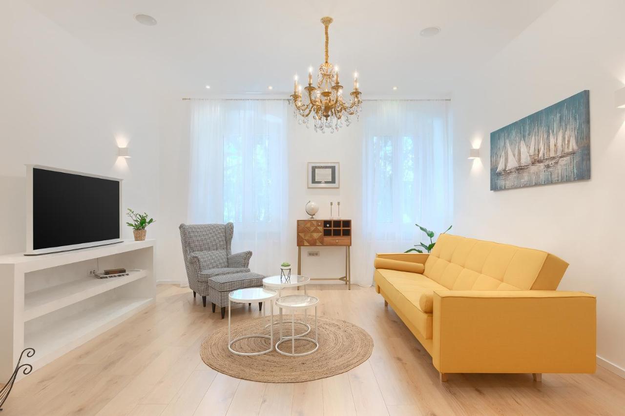 Calafati Apartment With Free Private Parking Rijeka Extérieur photo